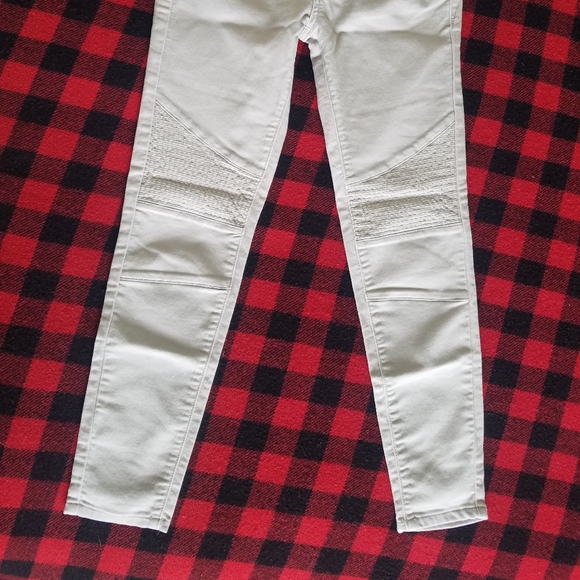 KanCan Jeans - Picture 4 of 12